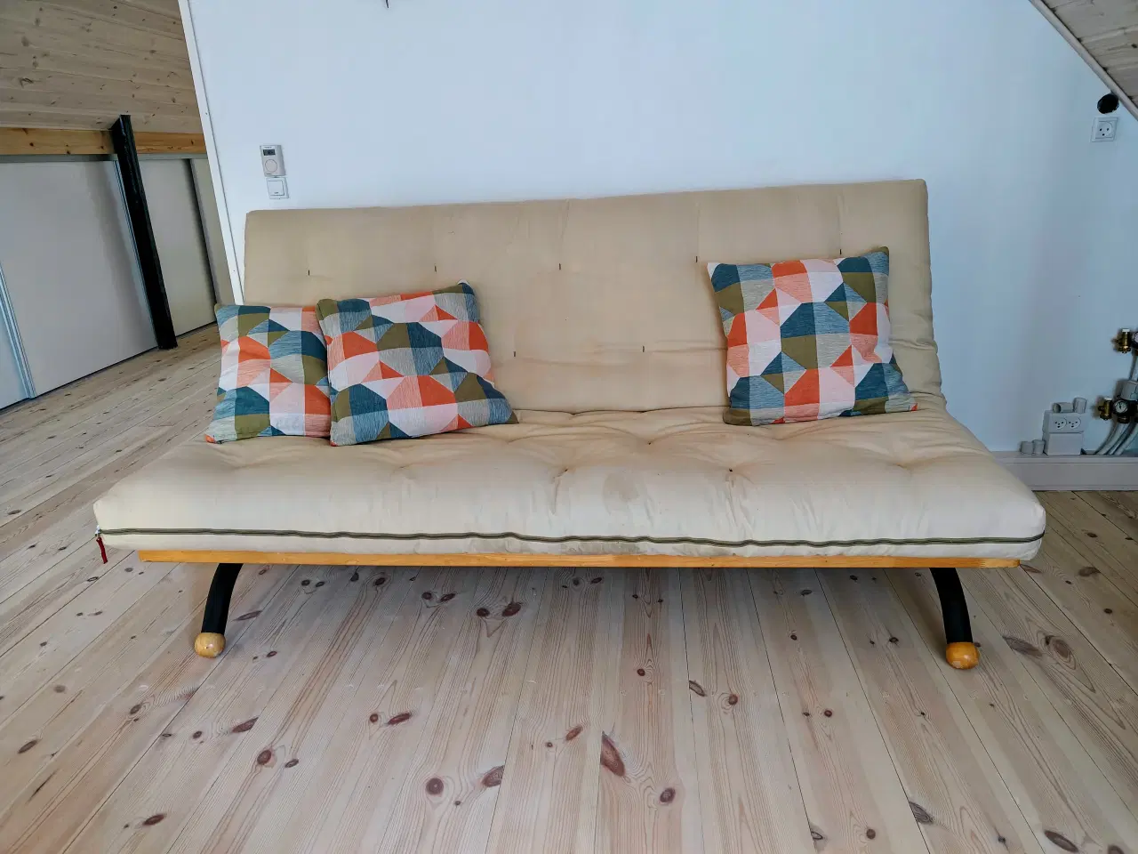 Billede 2 - Sovesofa/seng futon