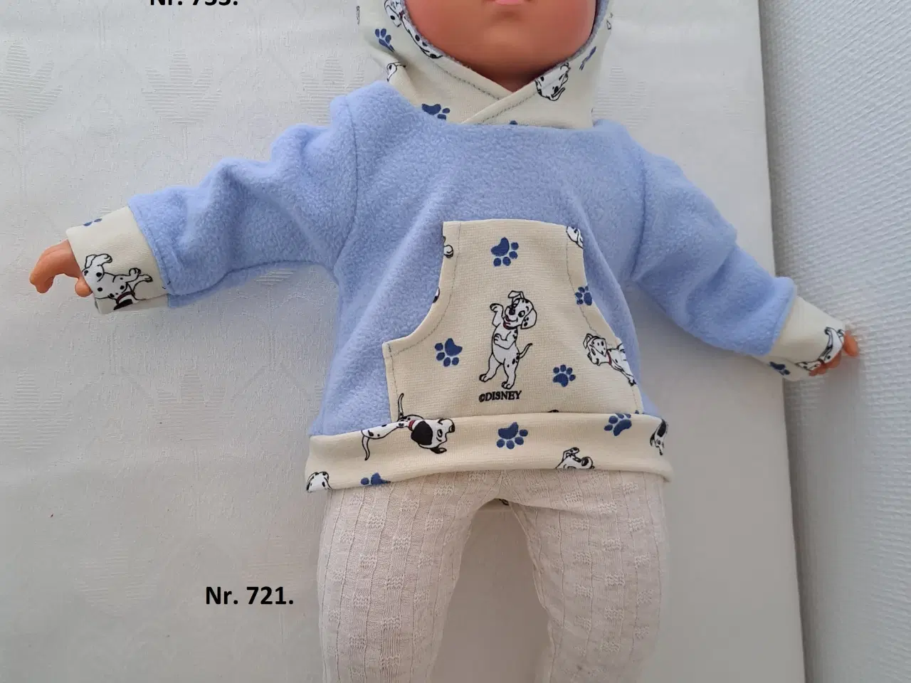 Billede 19 - Dukketøj til Asi eller til dukker på 46cm.