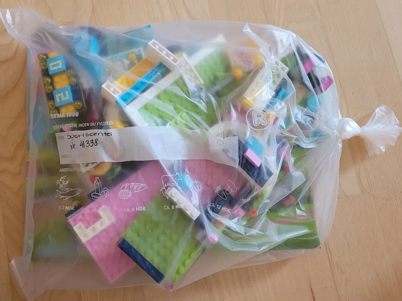 Billede 2 - Lego Friends, 41338 - Stephanies sportsarena