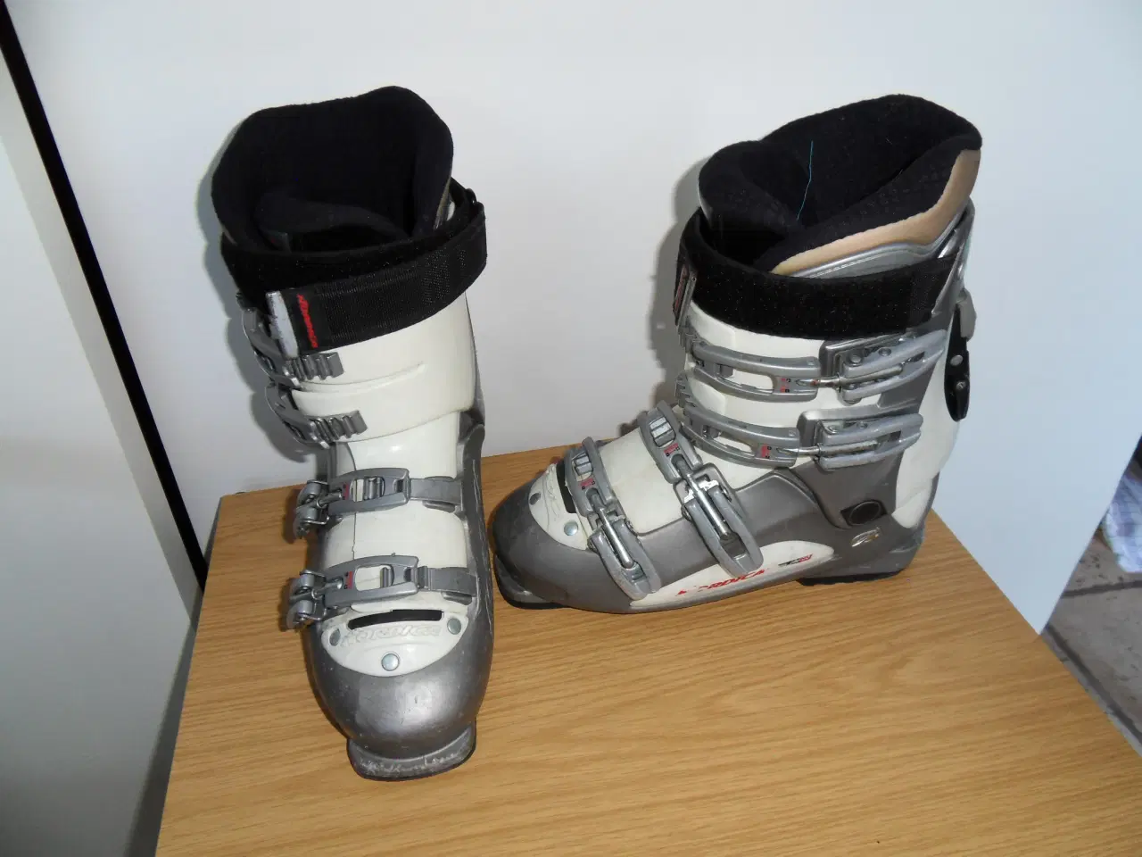 Billede 10 - Skistøvler til ALPIN-ski / SLALOM-ski str. 38-44