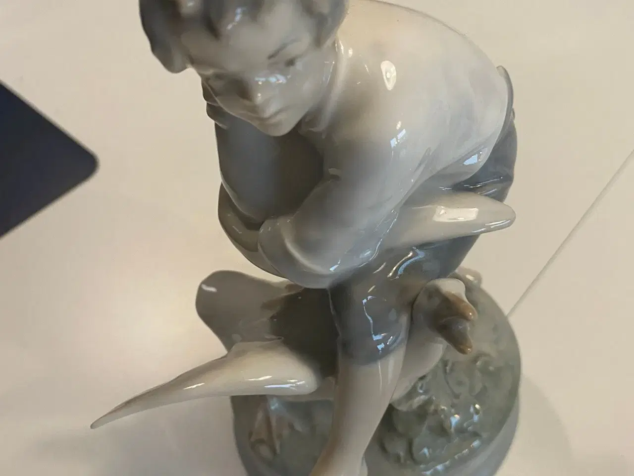 Billede 2 - Royal Copenhagen figur, Gåsetyven, drengen m gæs