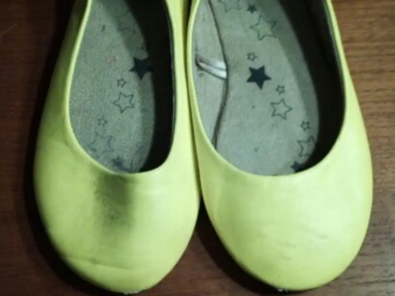 Billede 1 - Ballerinasko str. 30 pris 20kr.