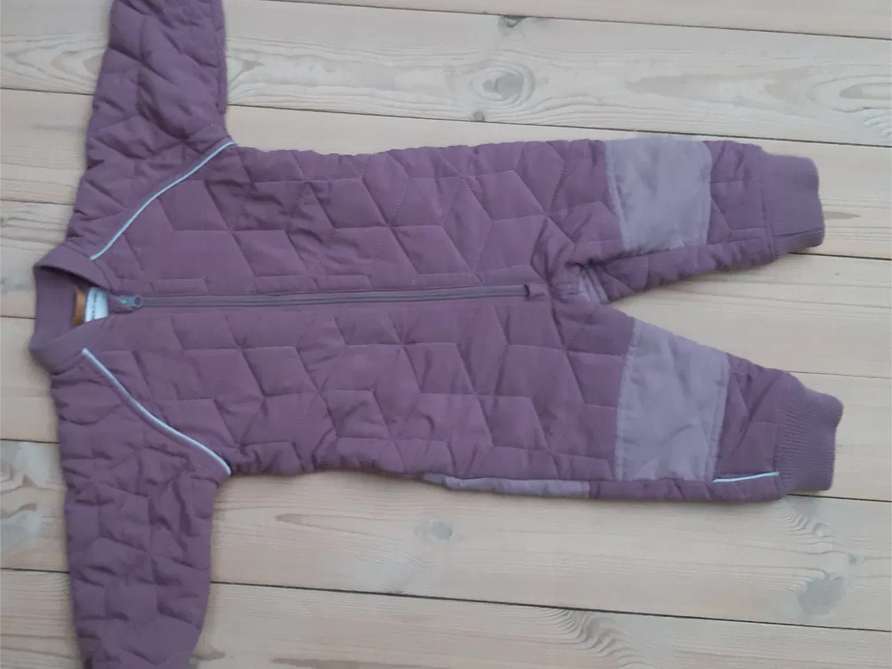 Billede 1 - KØREDRAGT STR 86 - SE ALLE FOTOS