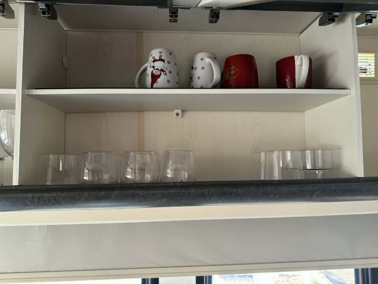 Billede 17 - Camping vogn med tilbehør og telt 