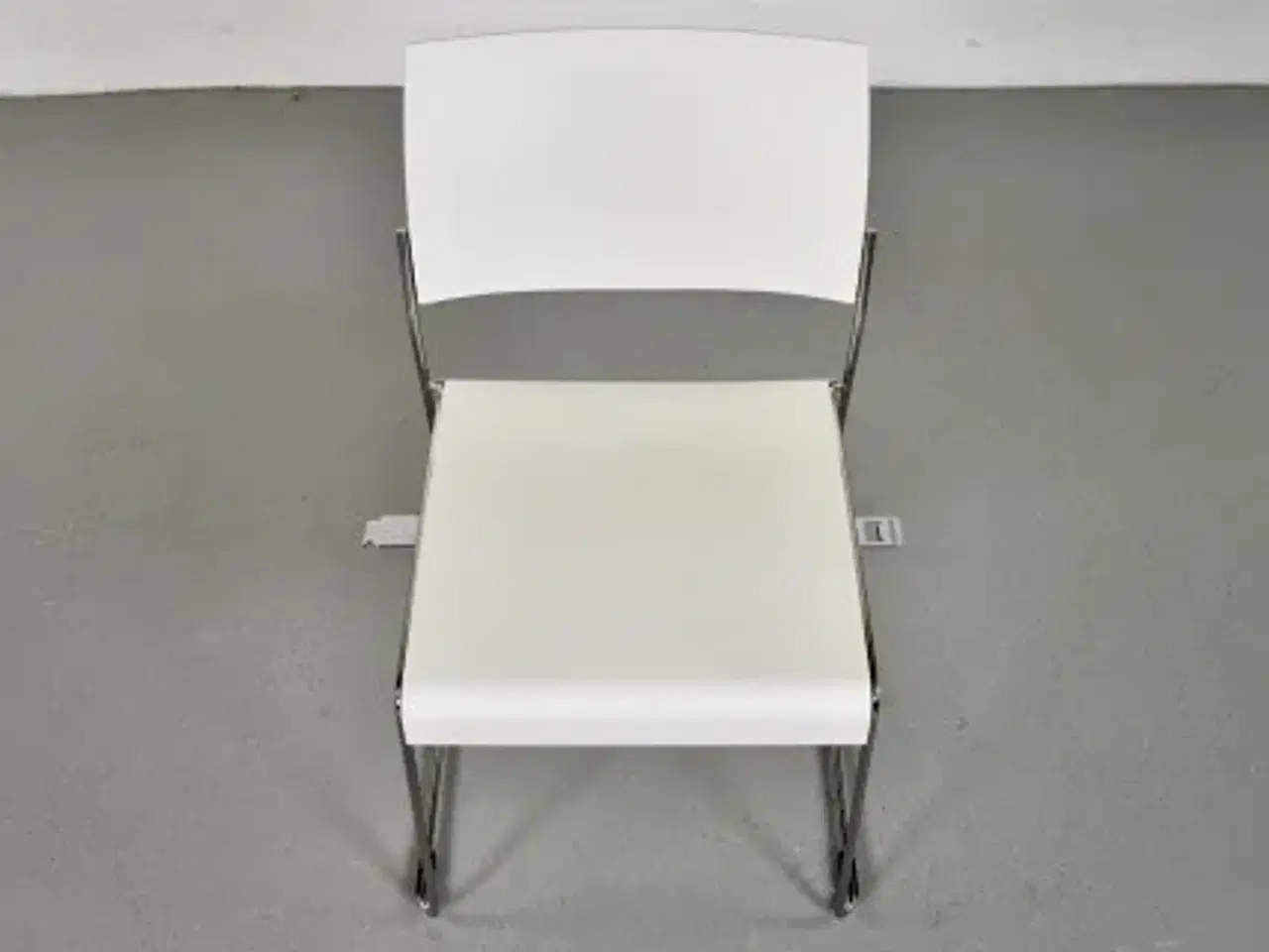 Billede 6 - Brunner linos stol med rækkekobling - hvid
