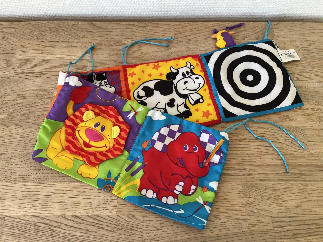 Billede 1 - Lamaze ophæng til tremmeseng/kravlegård/barnevogn