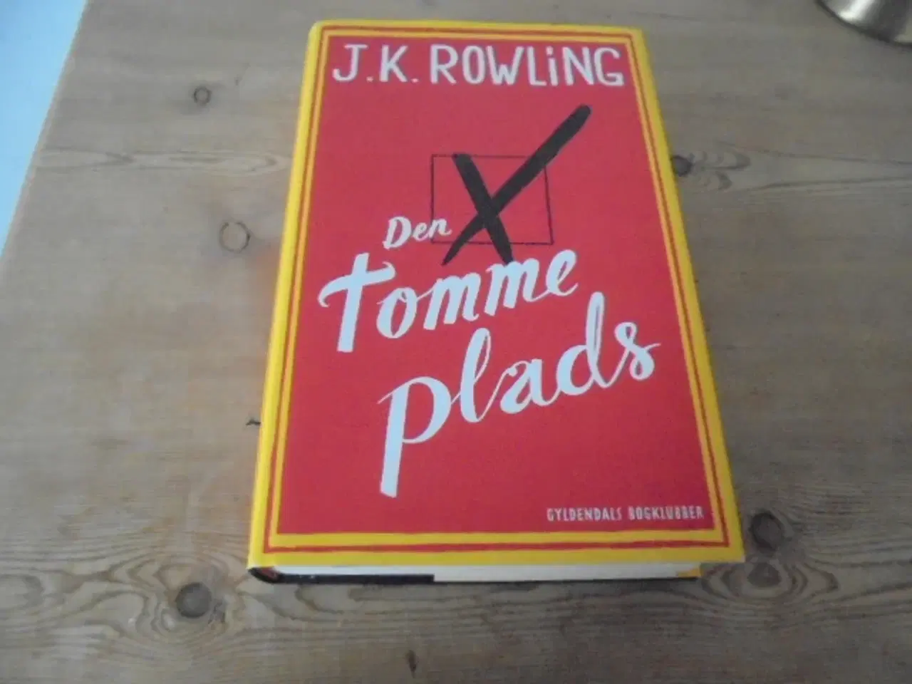 Billede 1 - J.K. ROWLING - DEN TOMME PLADS - FLOT STAND
