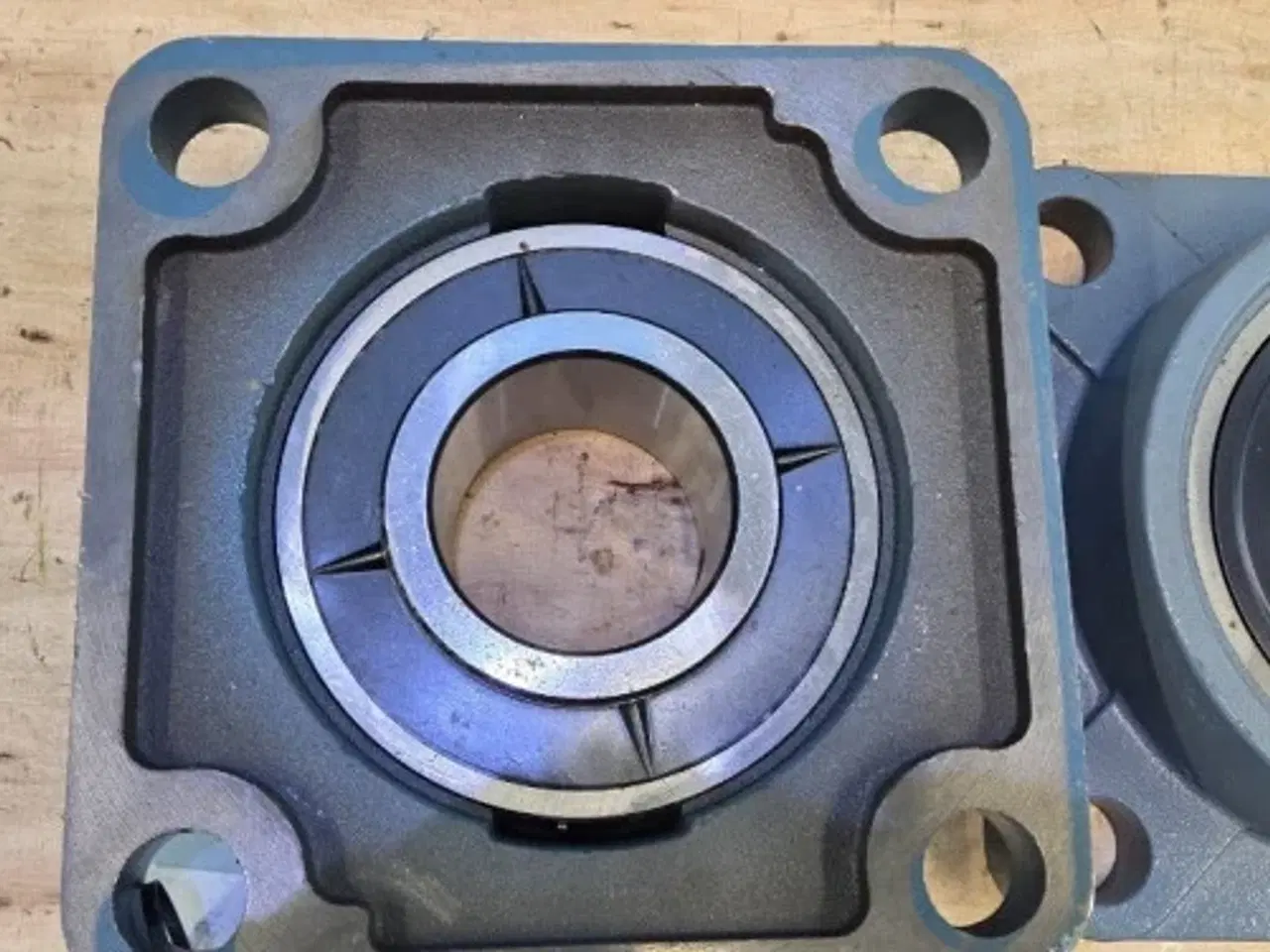 Billede 11 - TR  Leje UCF320 Sæt