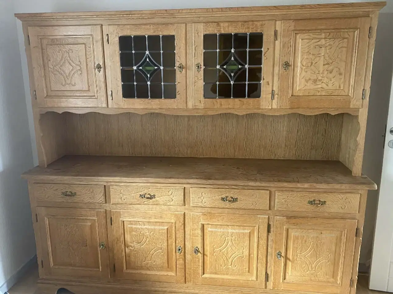 Billede 1 - Reol med masser af plads