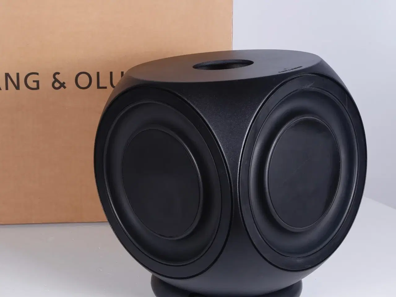 Billede 3 - Beolab 2 Subwoofer sølv/hvid/sort