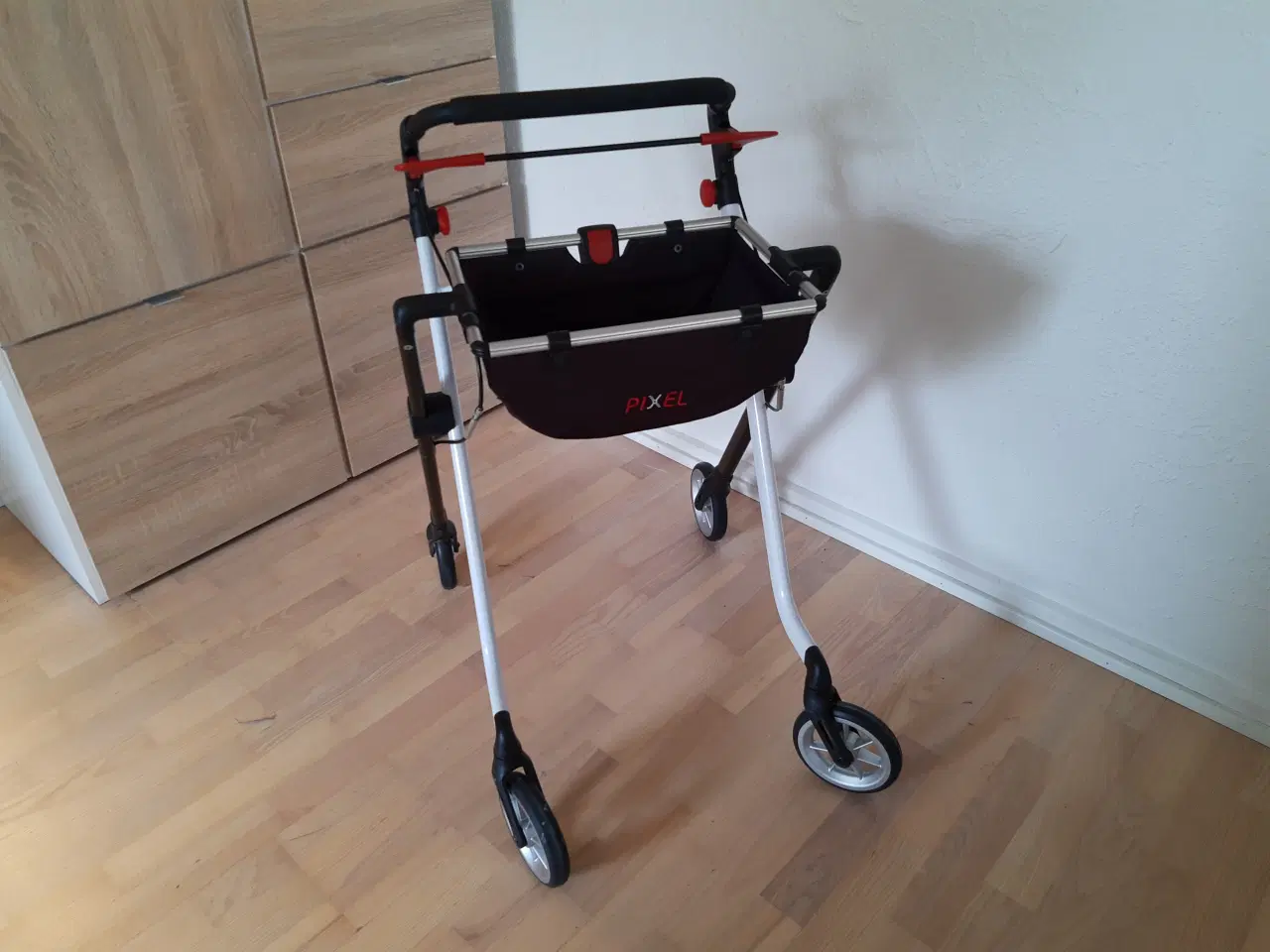 Billede 4 - Pixel Rollator