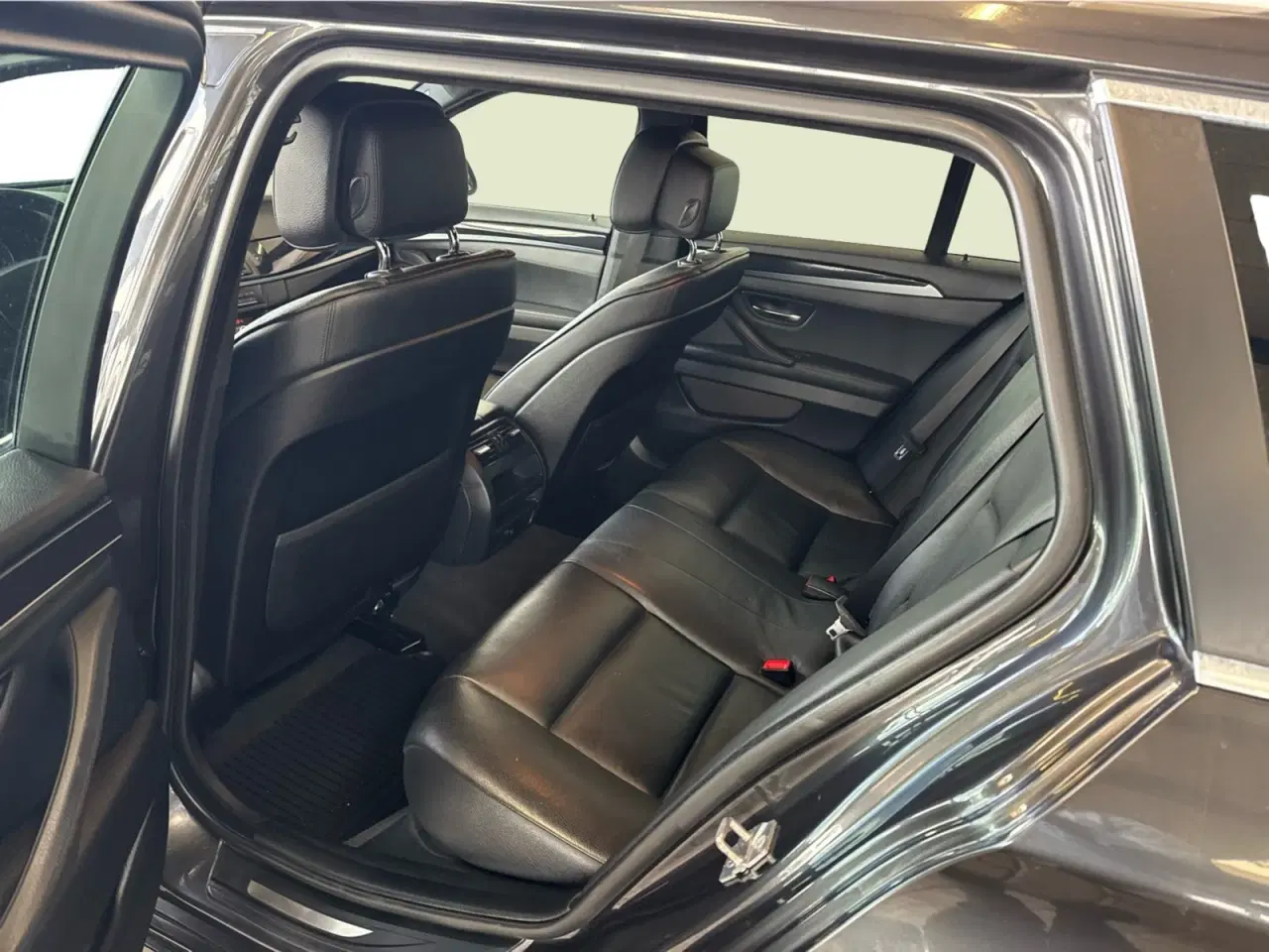 Billede 11 - BMW 535d 3,0 Touring aut.