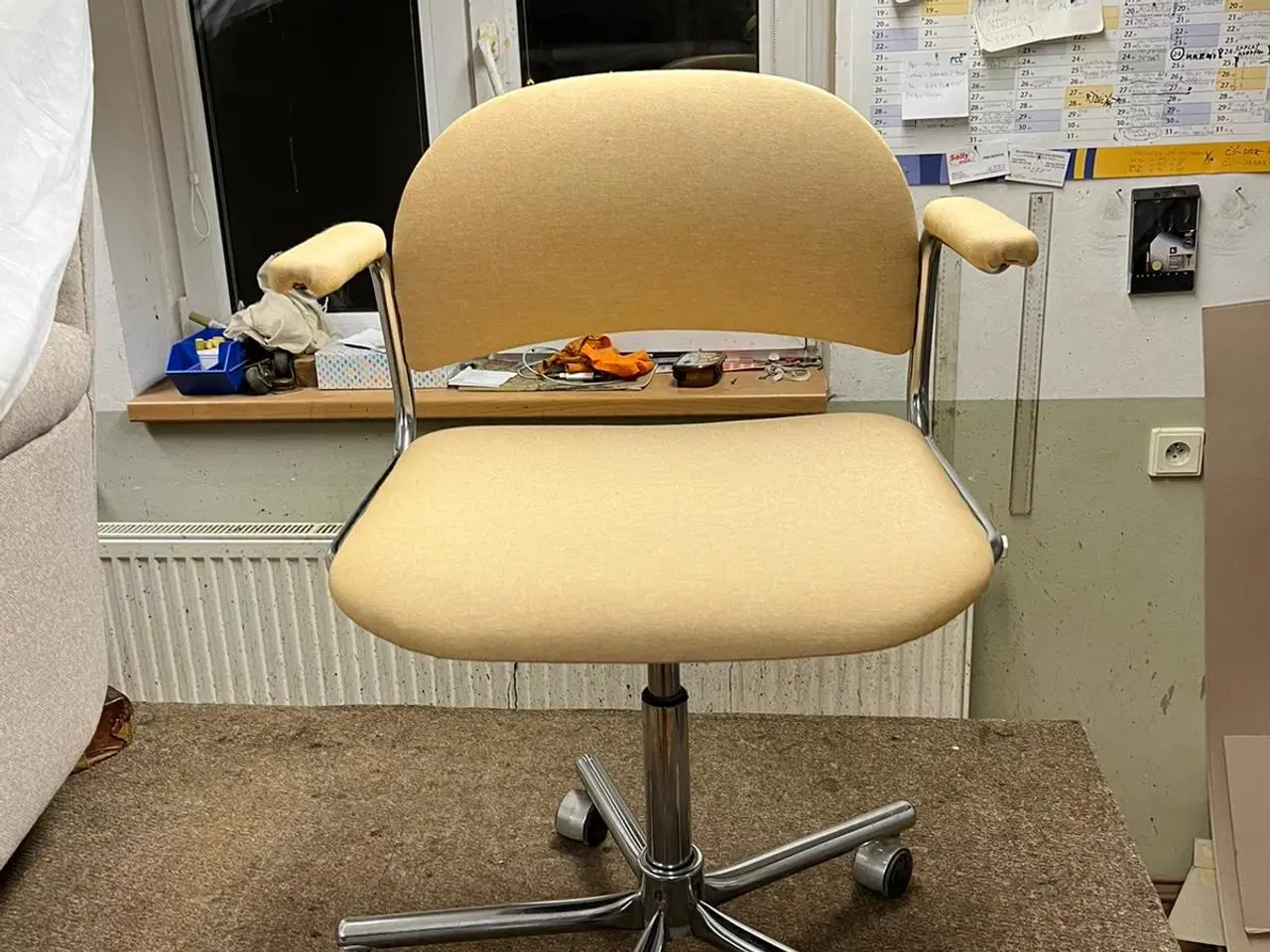Billede 2 - Tjekkisk design kontor stol