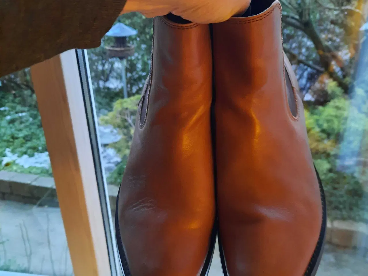 Billede 1 - Brune støvler, dame, læder