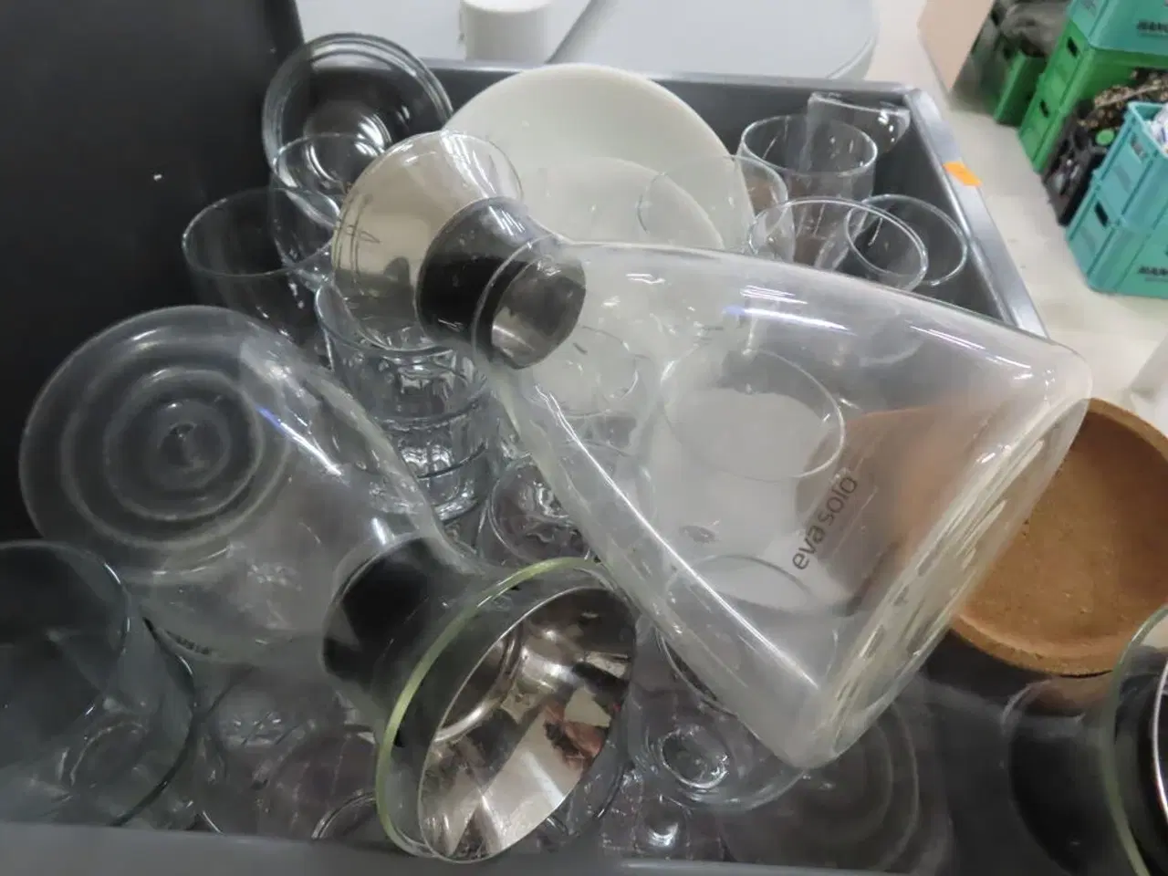 Billede 2 - Blandet glas, karafler, tallerkener mv. EVA SOLO