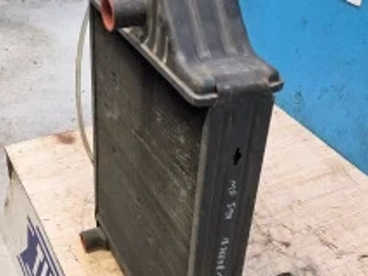 Billede 6 - Massey Ferguson 590 Køler 1876608M3