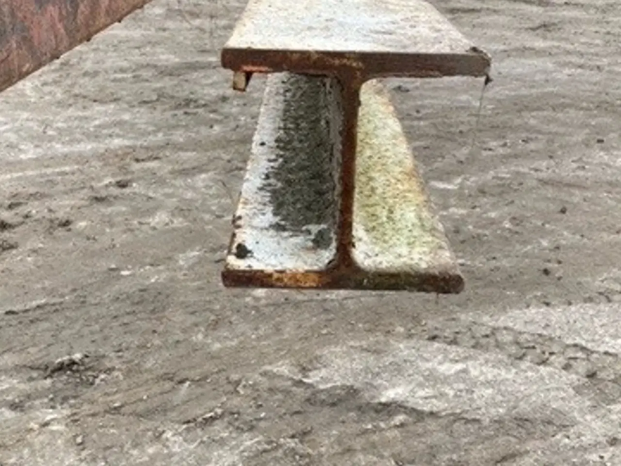 Billede 2 - - - - Stålbjælker, 2 stk.