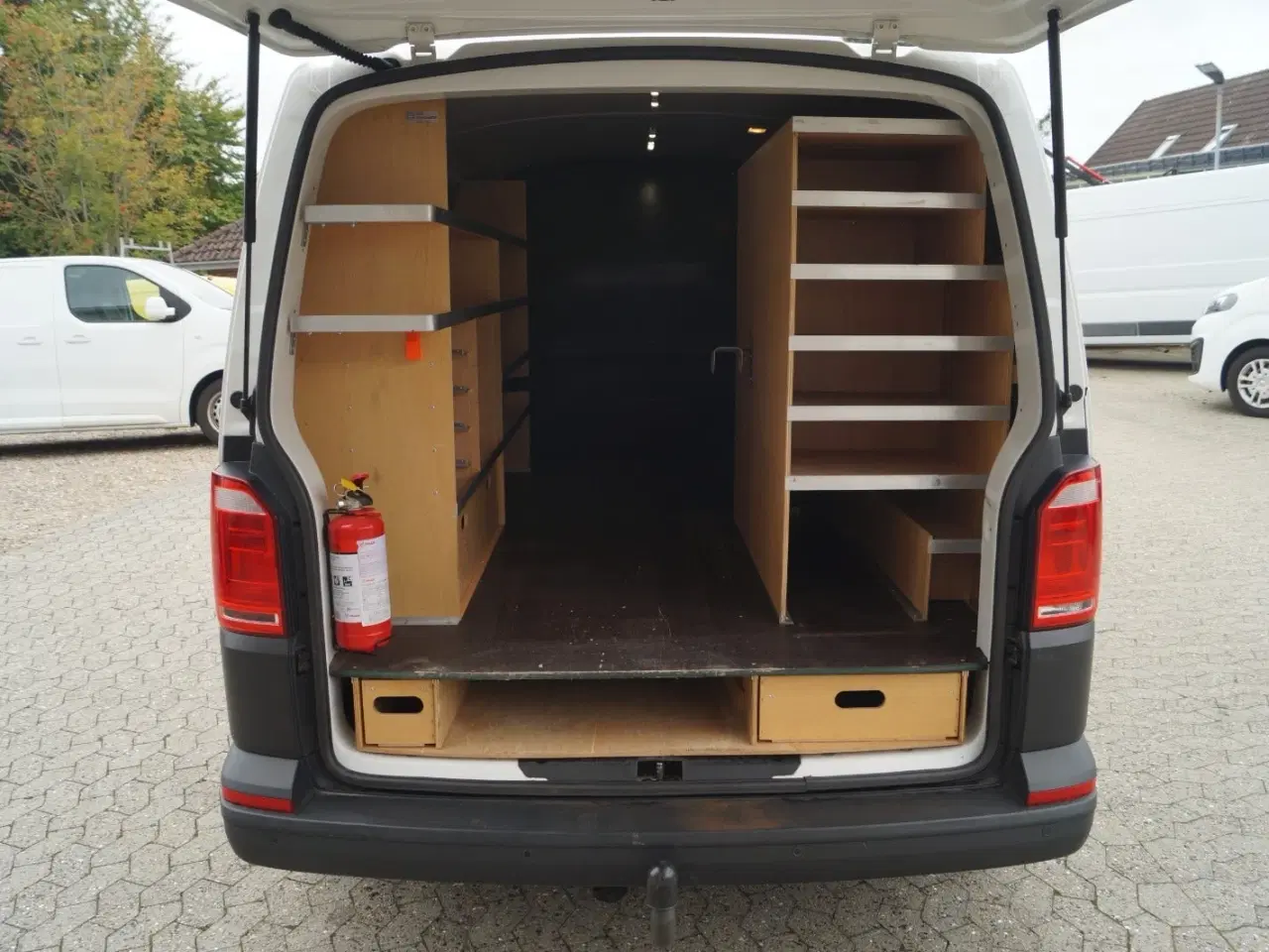 Billede 15 - VW Transporter 2,0 TDi 150 Kassevogn DSG kort