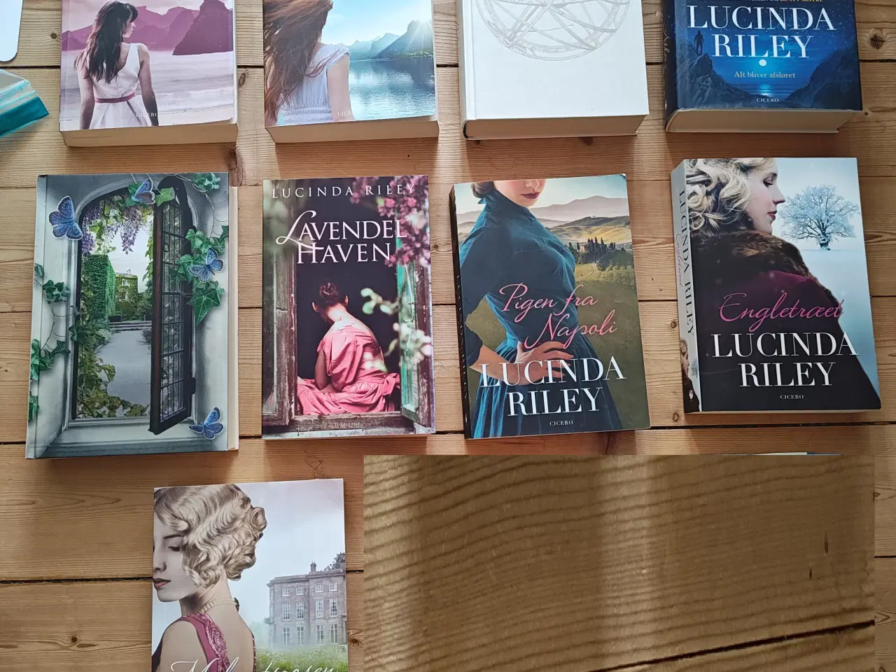 Billede 1 - Lucinda Riley Bøger samlet 395Kr