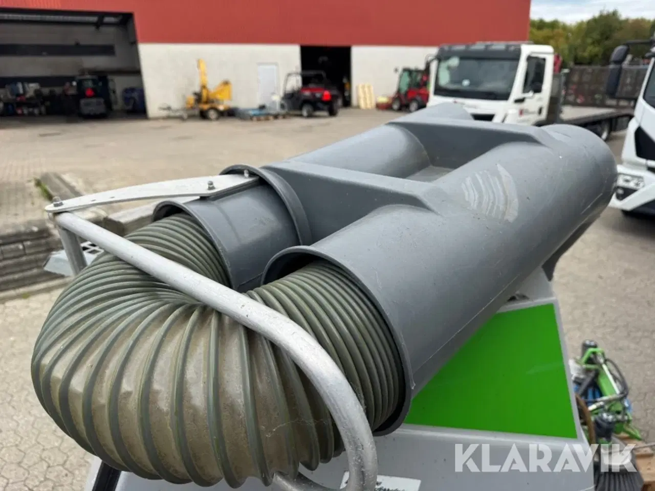 Billede 10 - Feje/- Suge Anlæg Med Koste Egholm FS2100