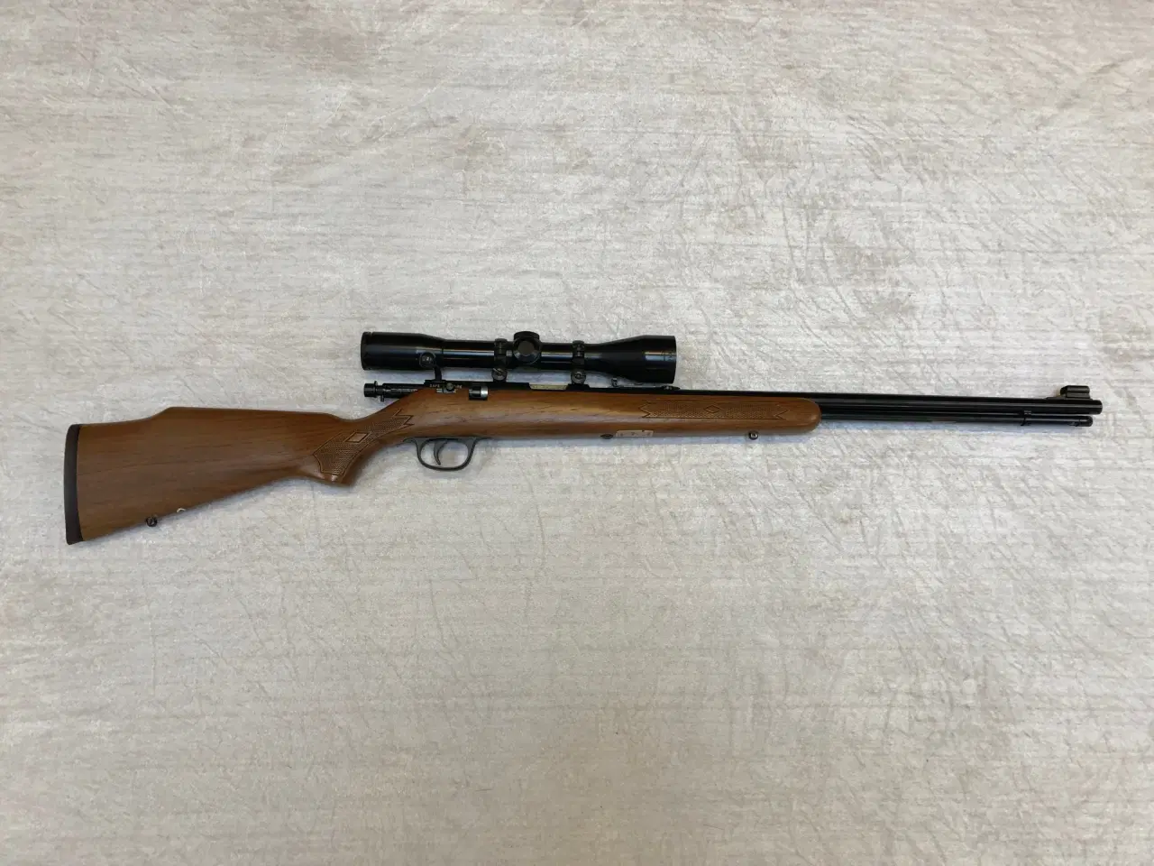 Billede 1 - Marlin Salonriffel 