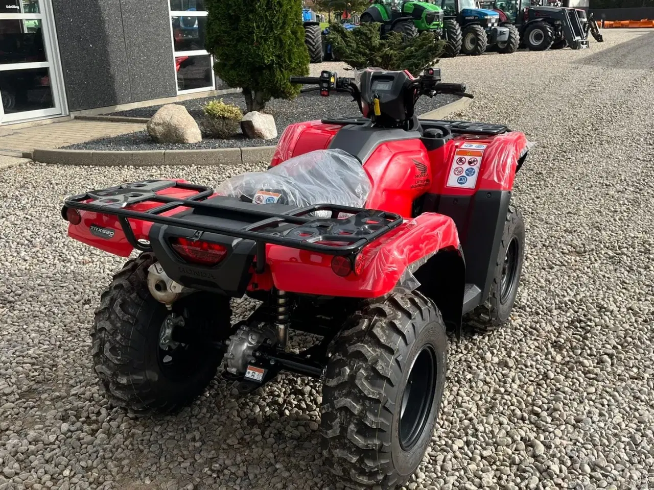 Billede 12 - Honda TRX 520 FE Vi har et stort lager af HONDA-ATV, så der er også en til dig.