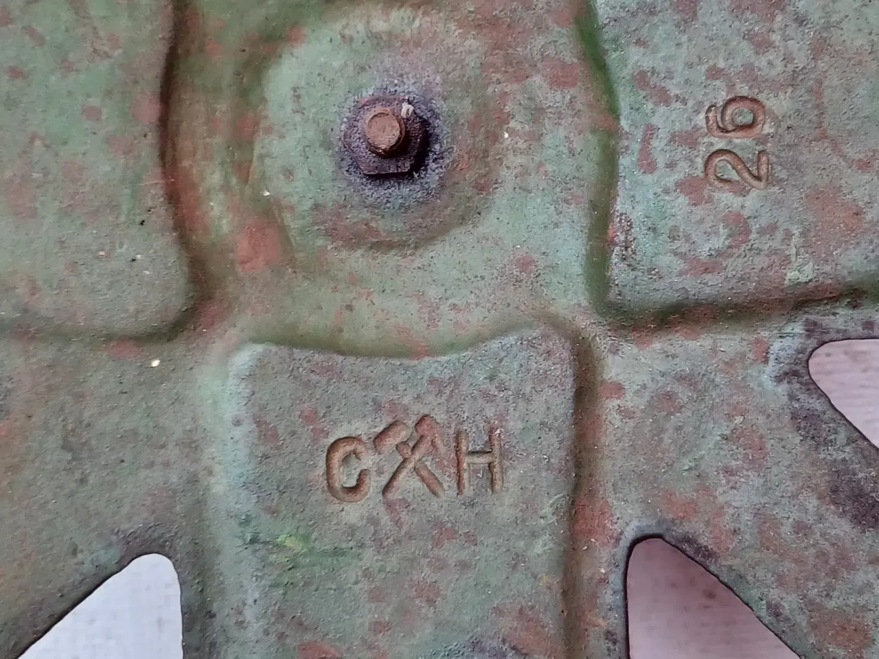 Billede 5 - Juletræsfod, Carls-Hütte.