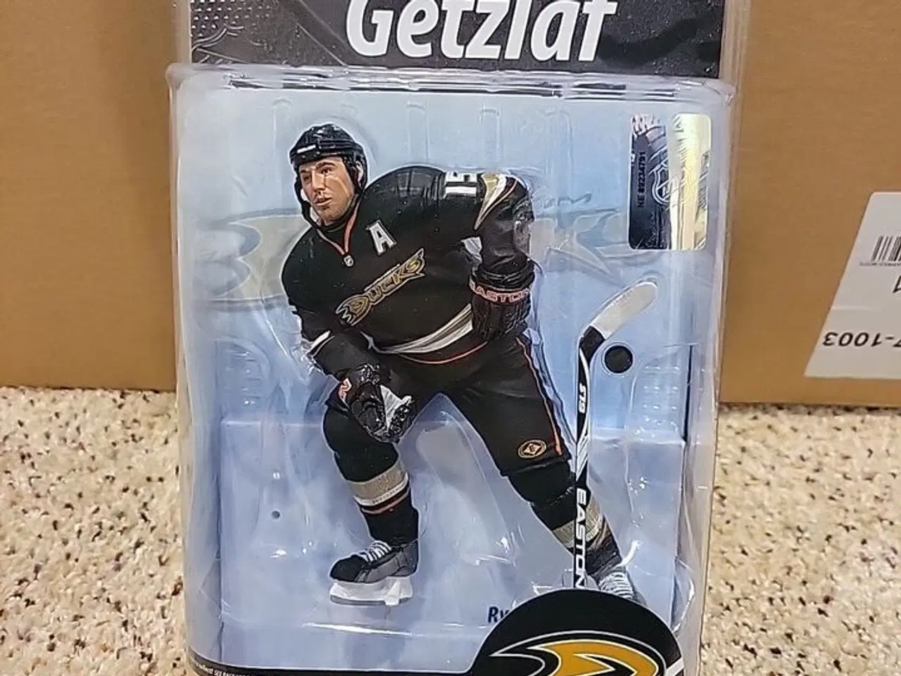 Billede 4 - McFarlane ishockeyfigurer 6"