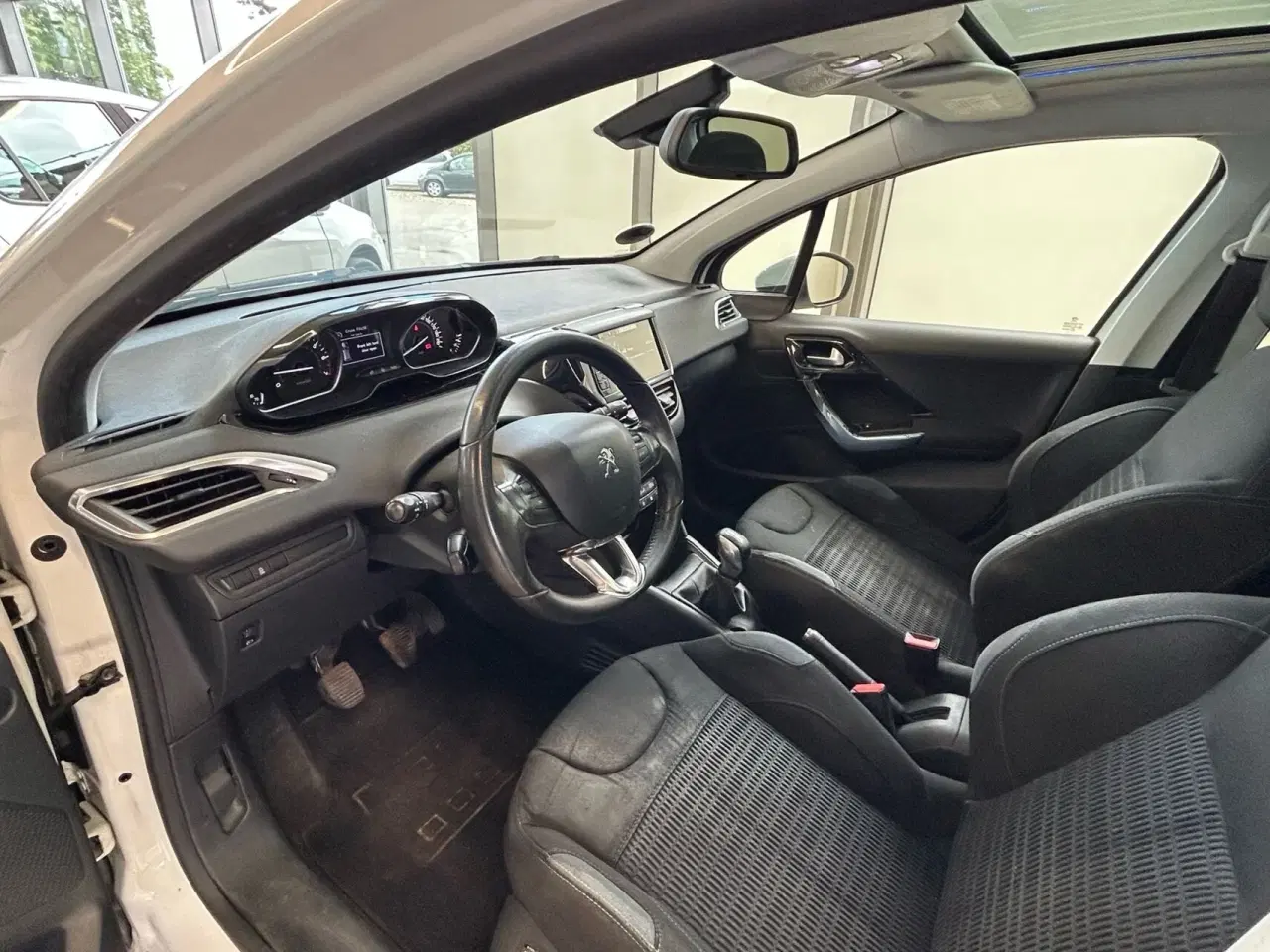 Billede 11 - Peugeot 208 1,2 VTi Allure Sky 82HK 5d