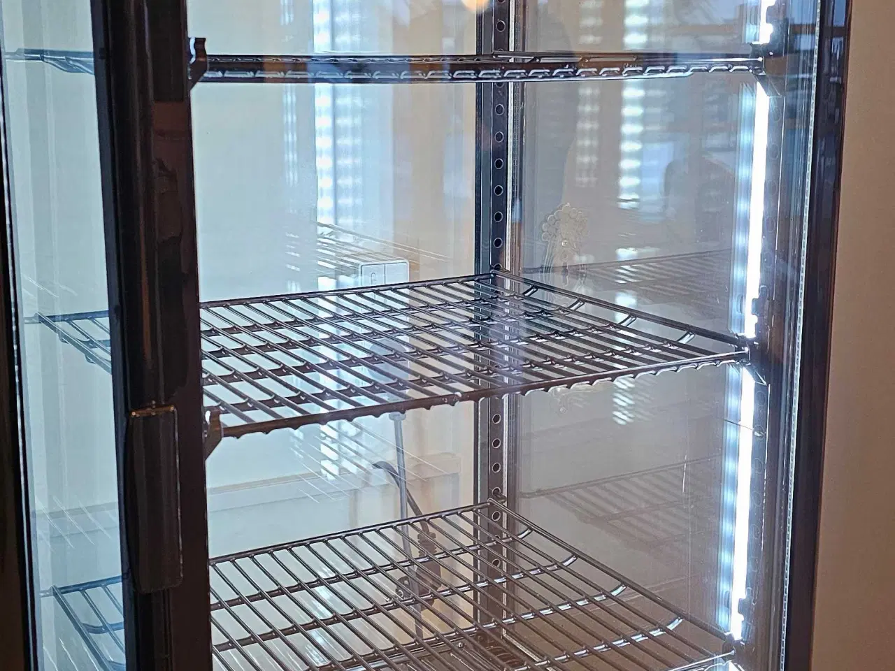 Billede 4 - Kølemontre til butik