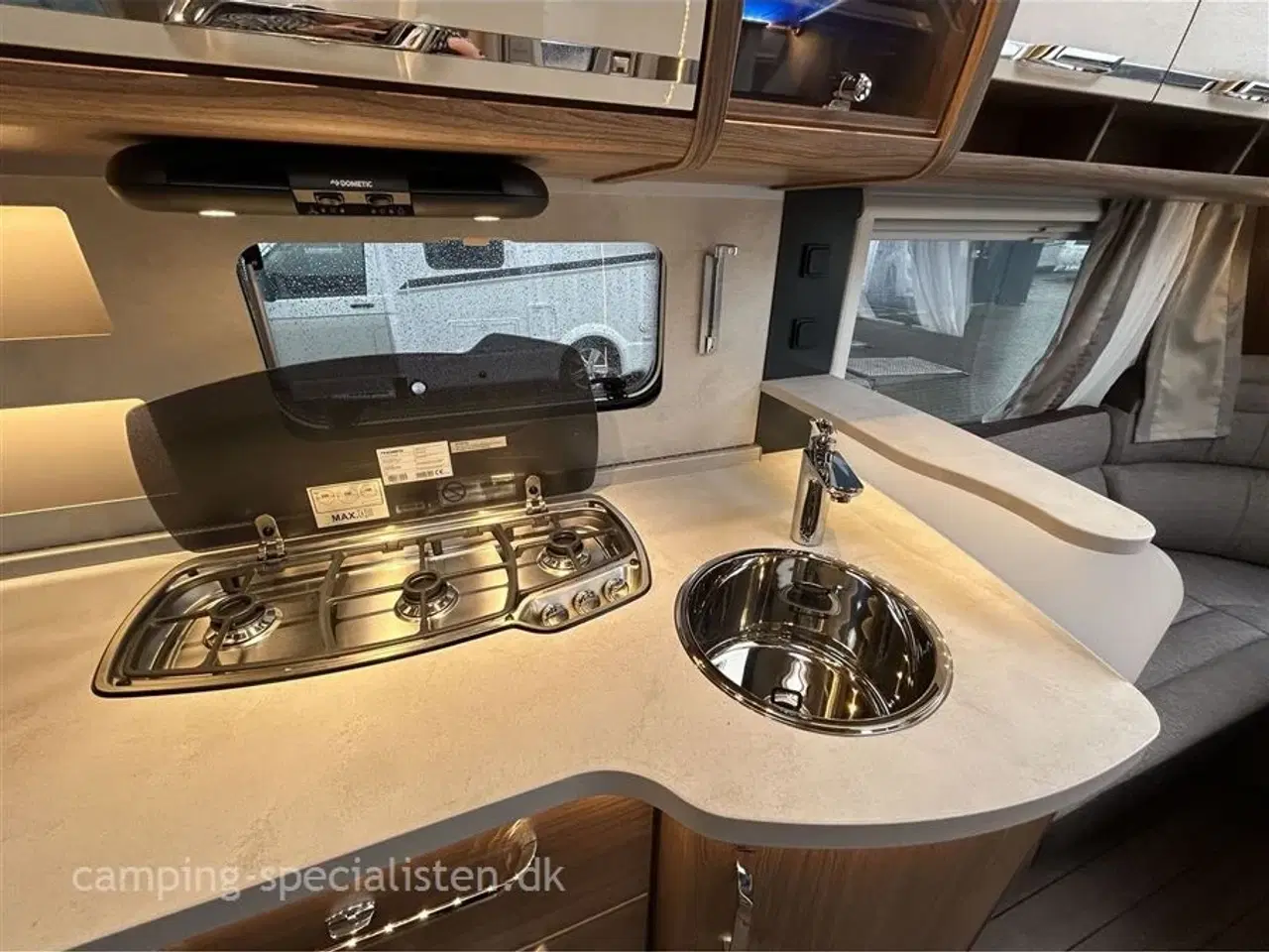 Billede 8 - 2024 - Knaus Scandinavian Selection 650 UDF   ! Knaus Scandinavian Selection 650 UDF 2024 - nyt eksteriør - kan ses hos Camping-Specialisten dk
