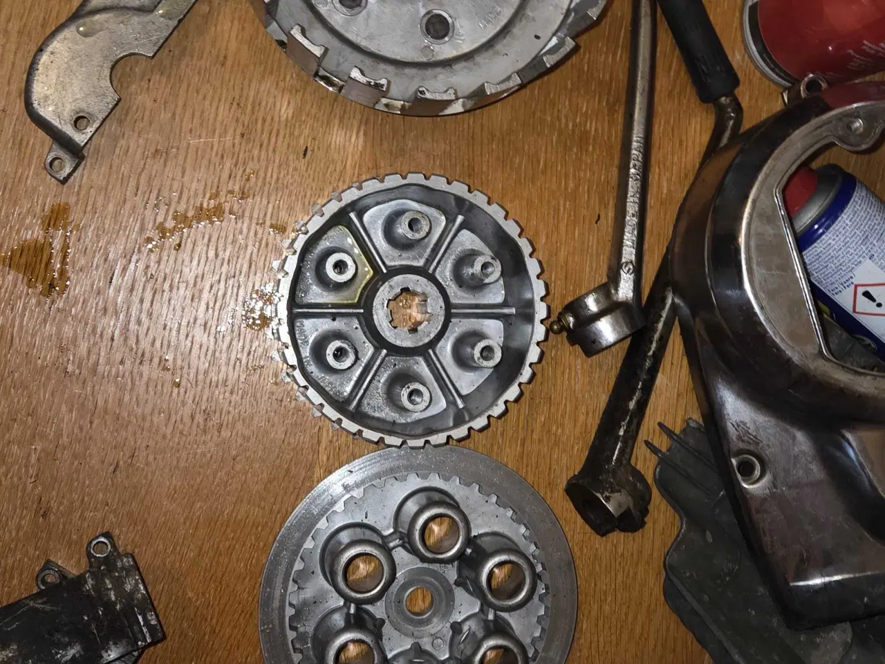 Billede 4 - Suzuki T250 dele