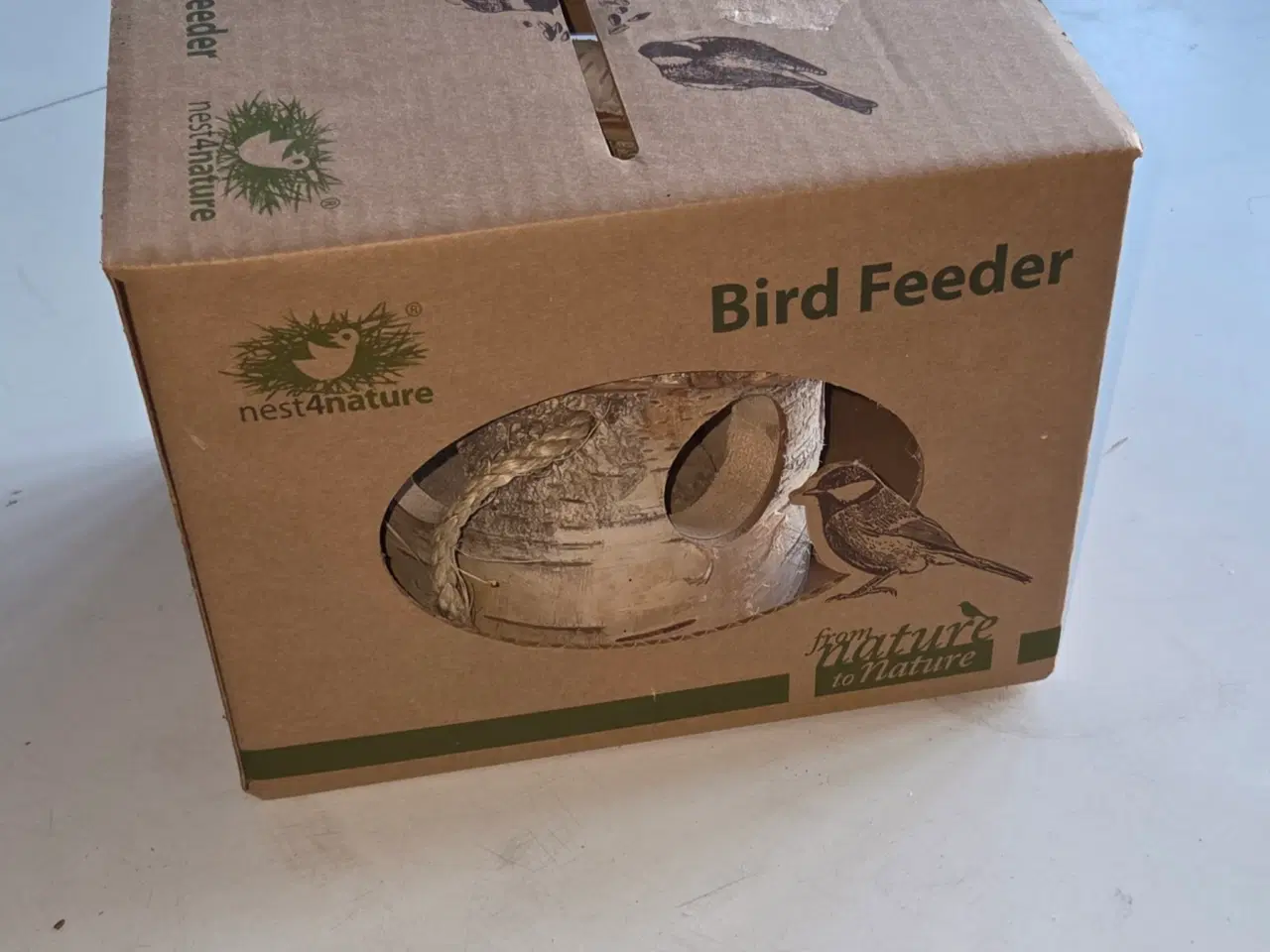 Billede 2 - Fodderhus til fugle i Birke træ