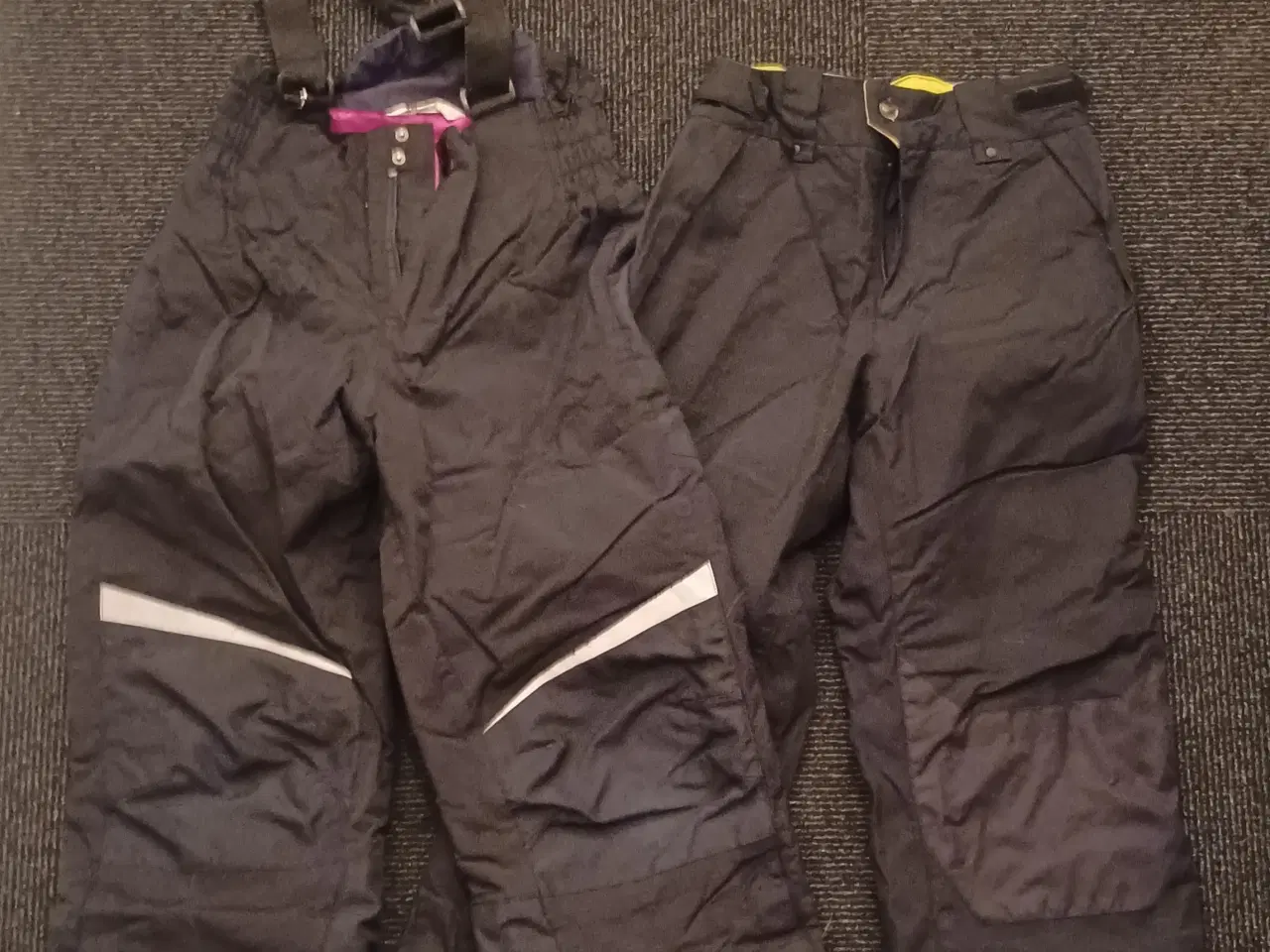 Billede 1 - Velholdte overtræksbukser sælges