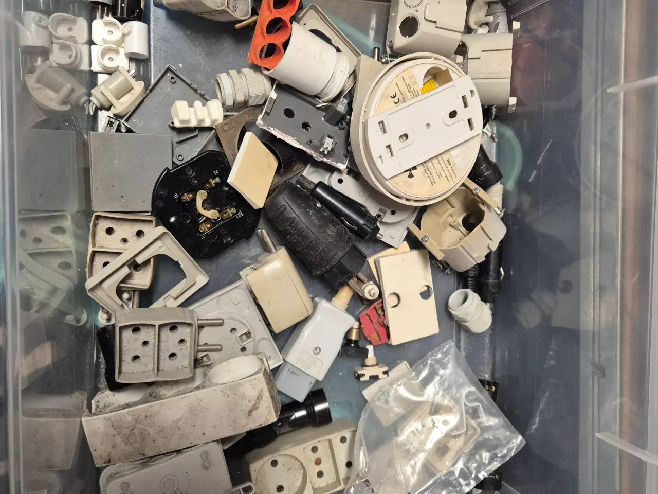 Billede 3 - Blandede EL artikler.