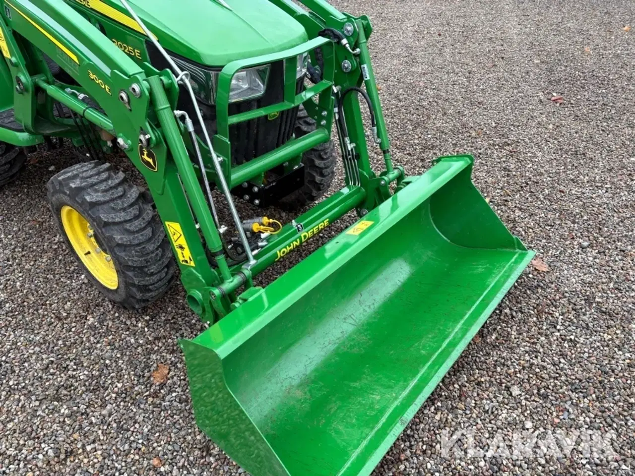 Billede 12 - Traktor med frontlæsser John Deere 3025E