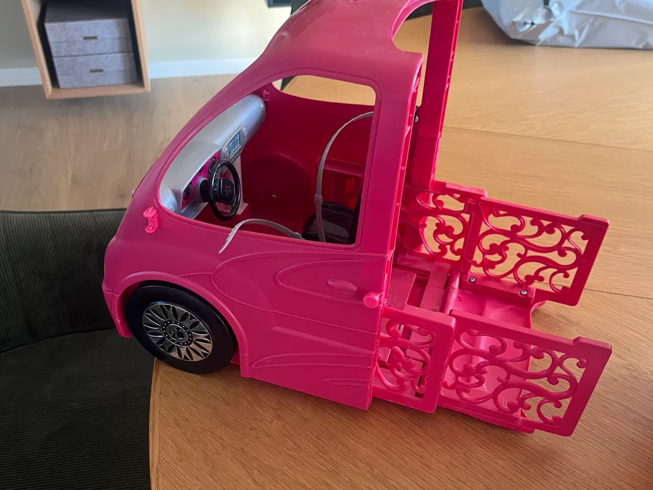 Billede 5 - Barbie campingvogn 