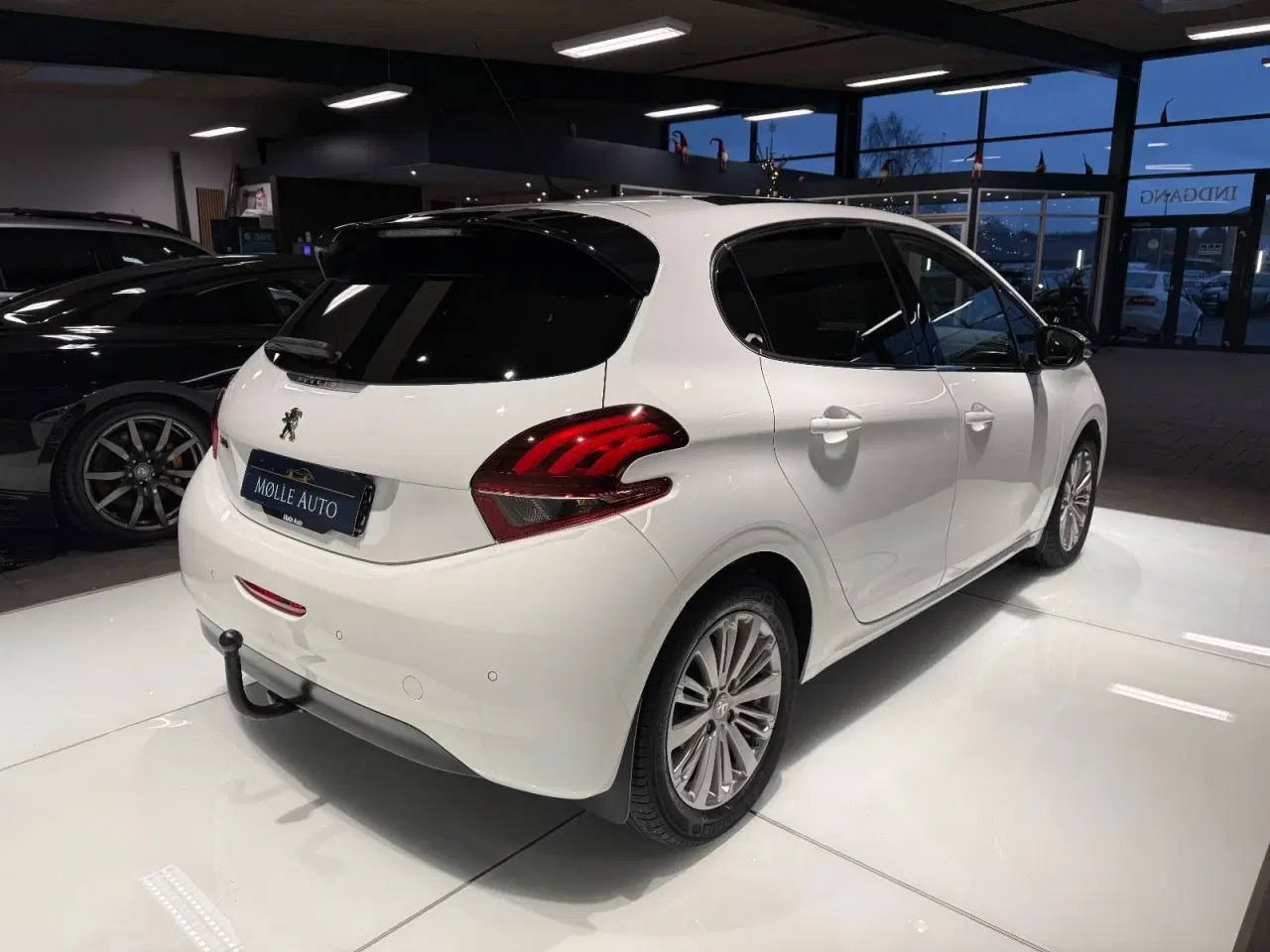 Billede 3 - Peugeot 208 1,6 BlueHDi 100 Allure Sky