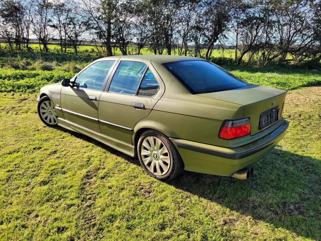 Billede 2 - BMW E36, 320I - 6 Cylinder.