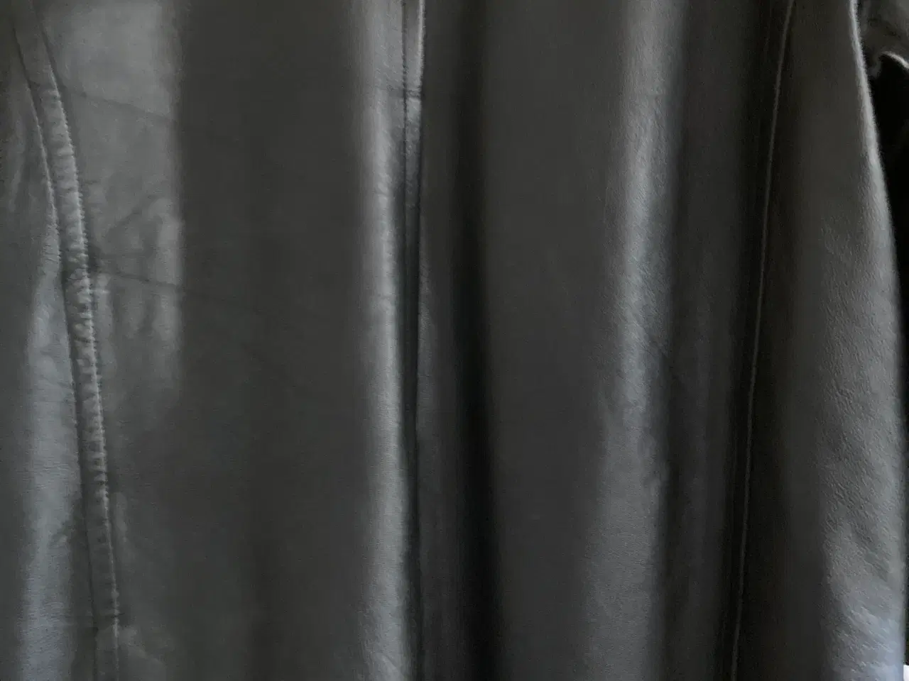 Billede 5 - Sort skind Jakke, str. XXL