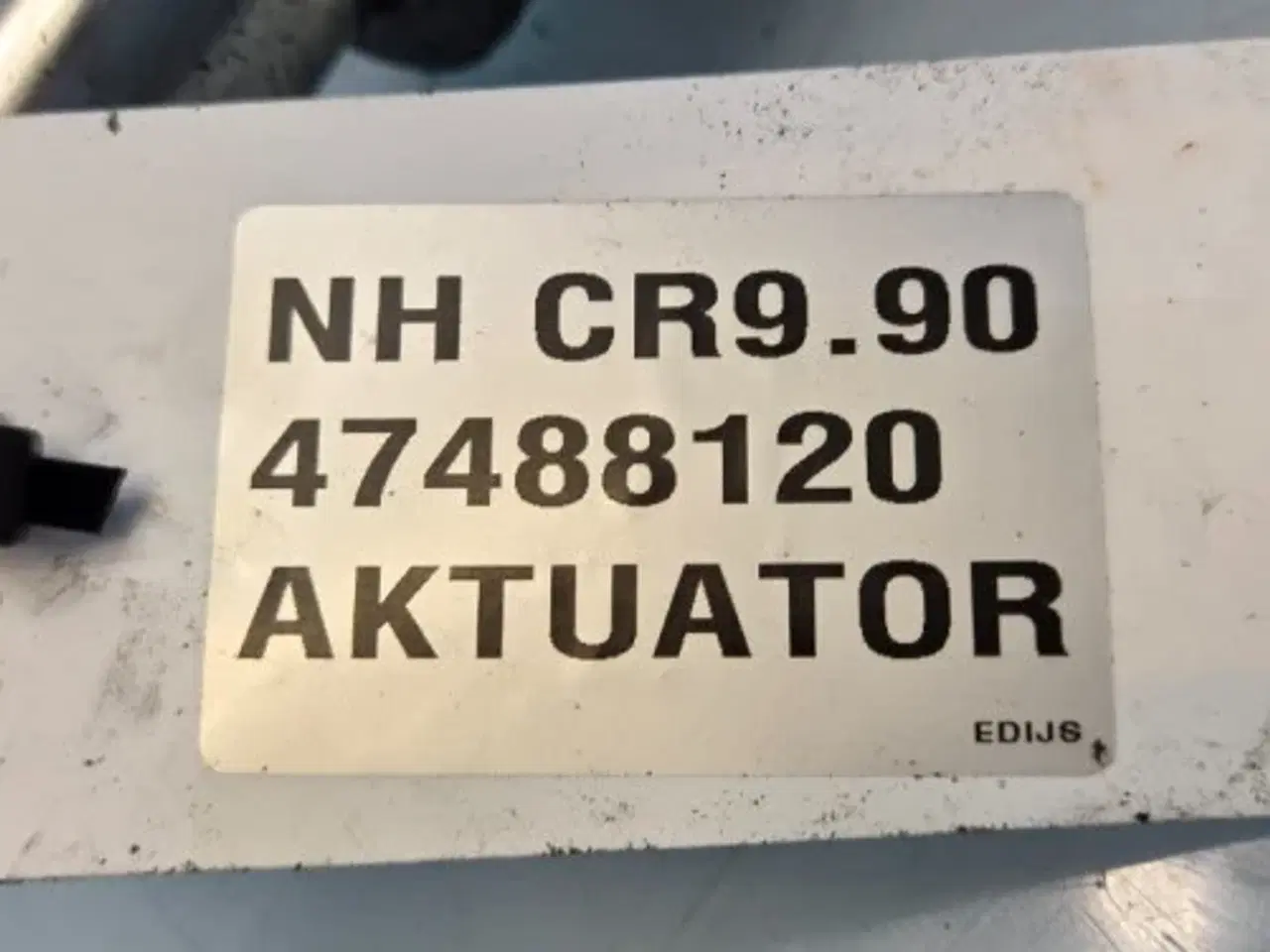 Billede 9 - New Holland CR9.90 Aktuator 47488120