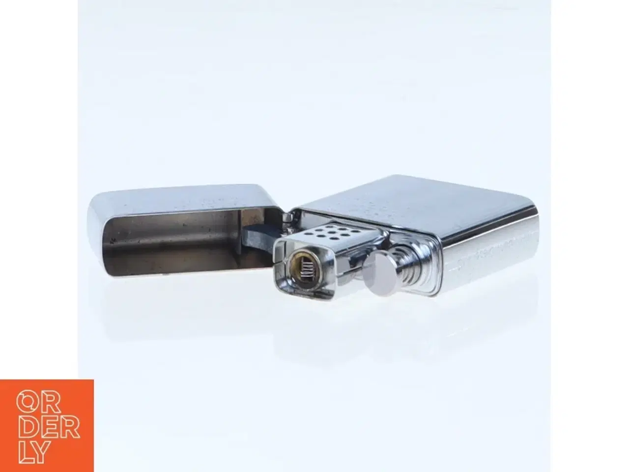 Billede 2 - Brugt Sølv Zippo Lighter fra Zippo (str. 5 komma 2 x 3 komma 3 x en cm)