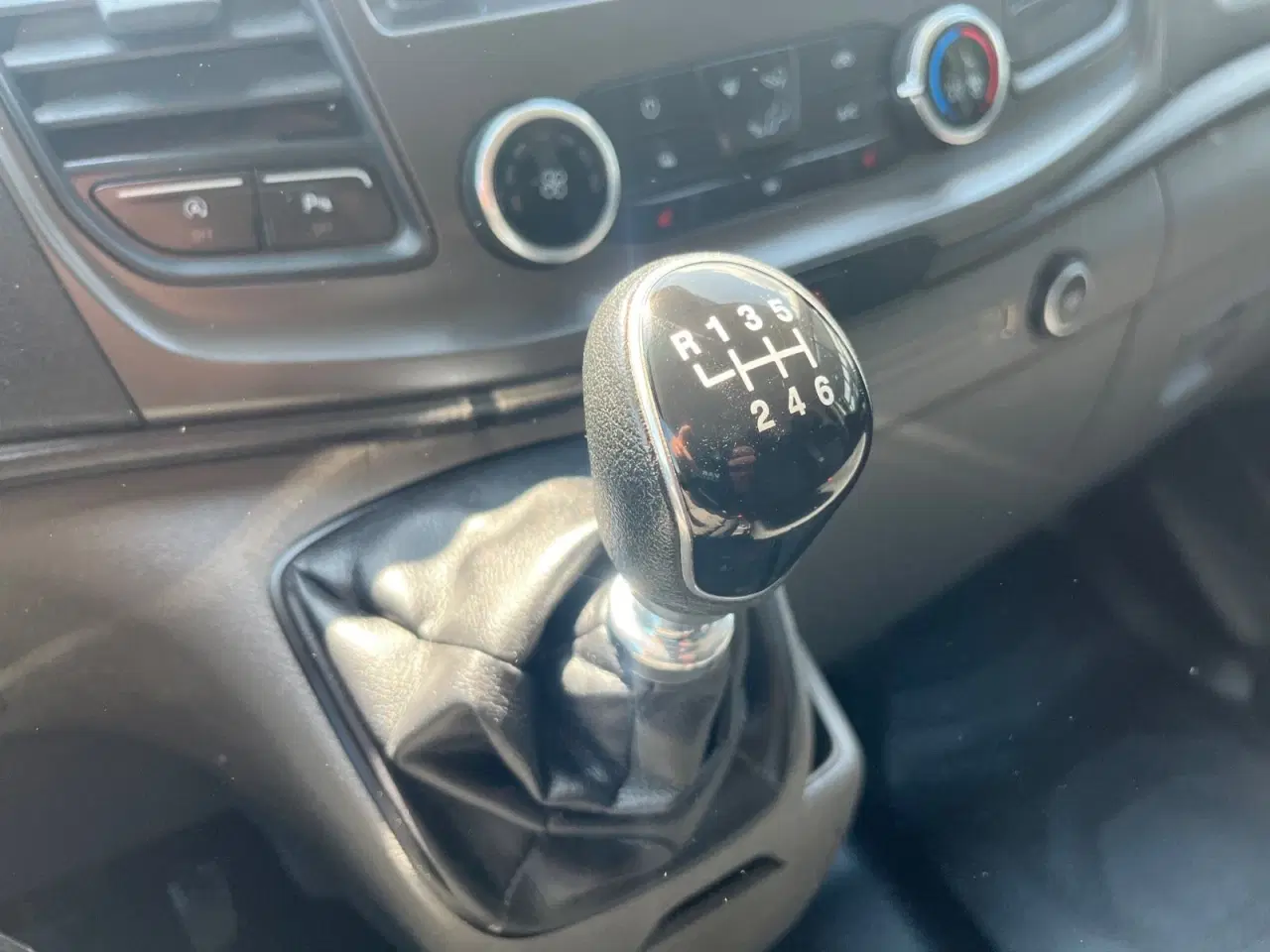 Billede 14 - Ford Transit Custom 320L 2,0 TDCi 130 Trend