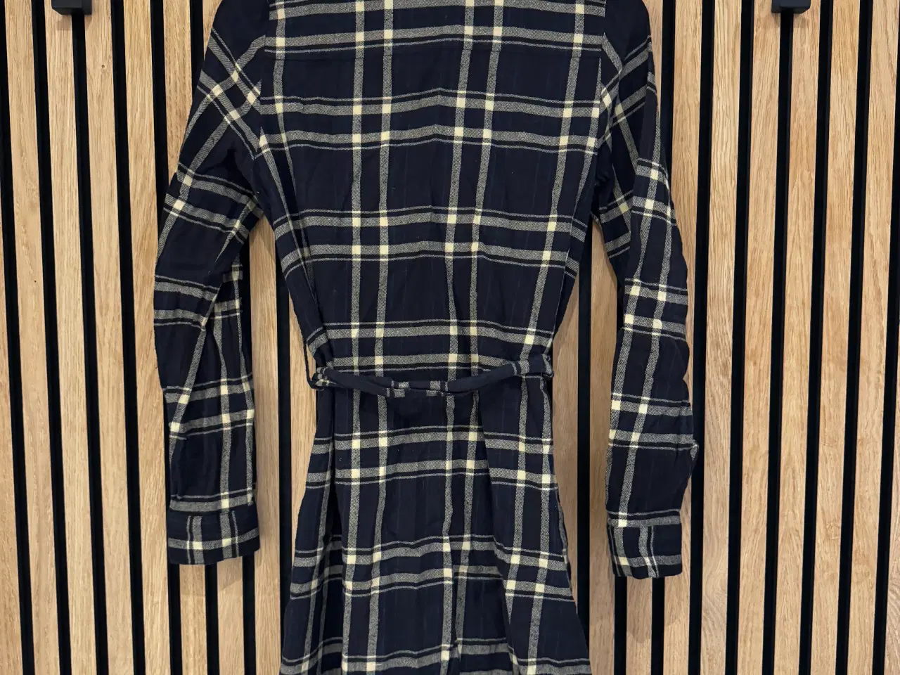 Billede 3 - Skjorte kjole