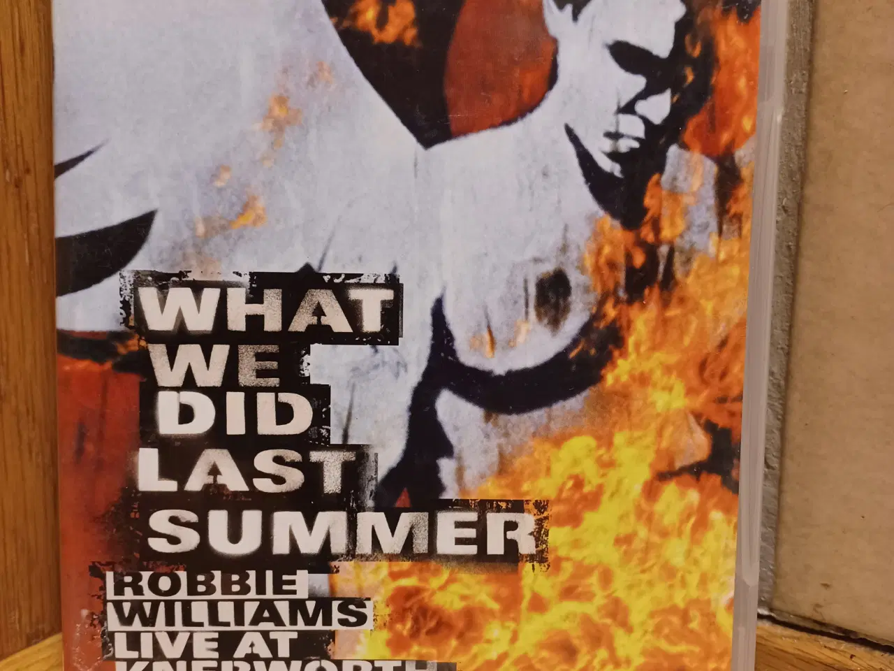 Billede 1 - What we did last Summer DVD livekoncert med Robbie