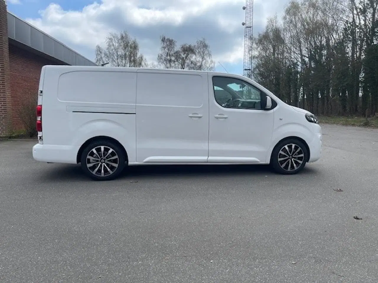 Billede 4 - Varerbil momsfri