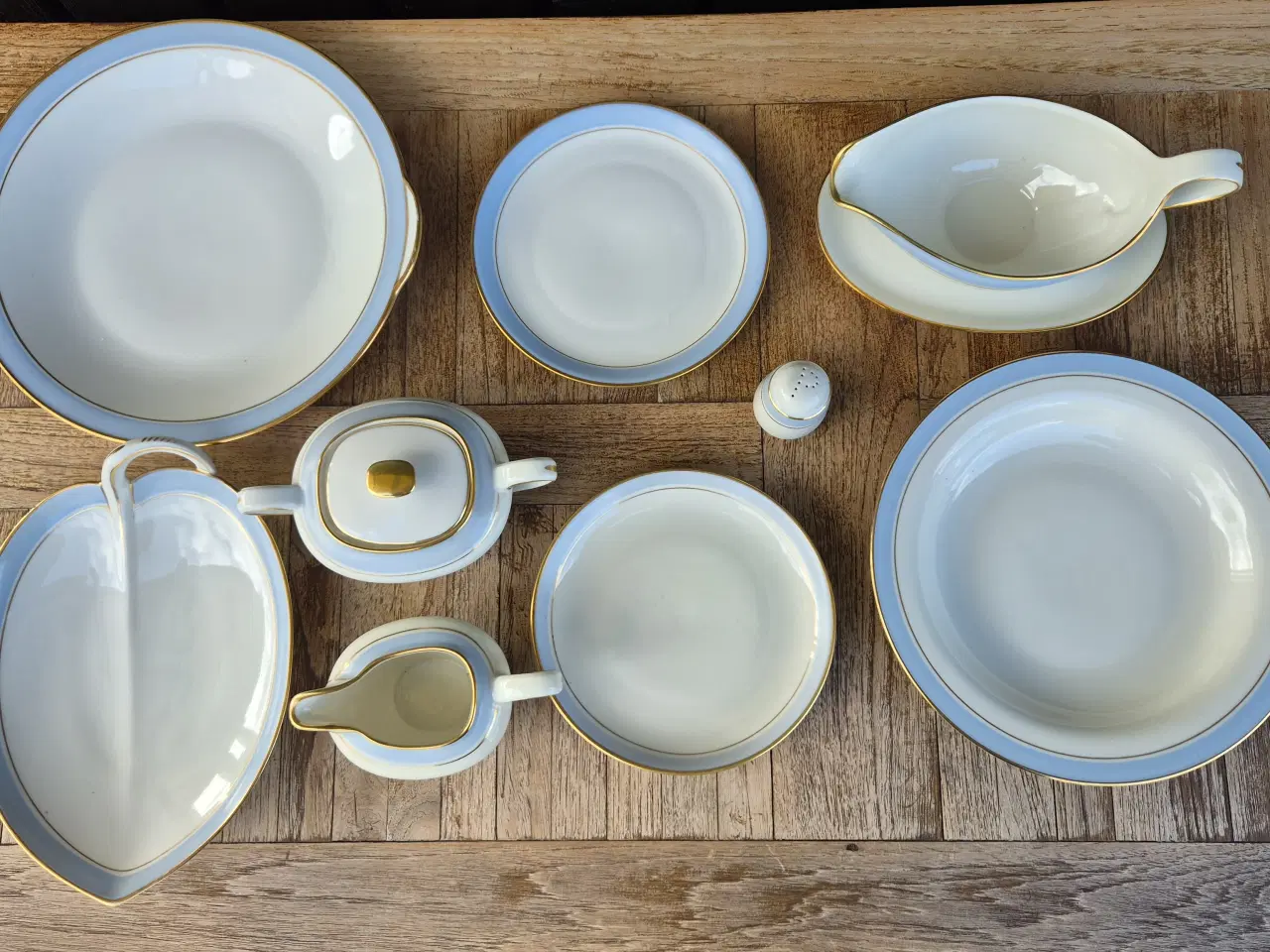 Billede 1 - Københavns Porcelæn Maleri -- Tallerken - fad - su