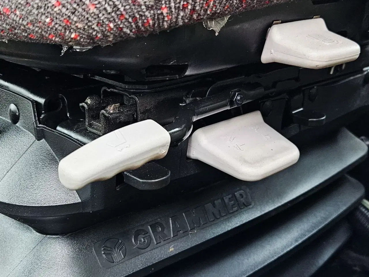 Billede 17 - Massey Ferguson 5708 Dyna 4 / kun 1200 timer / frontlæsser