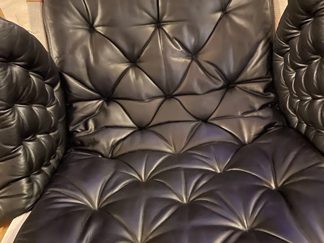 Billede 1 - Pernilla lænestol designet af Bruno Mathsson