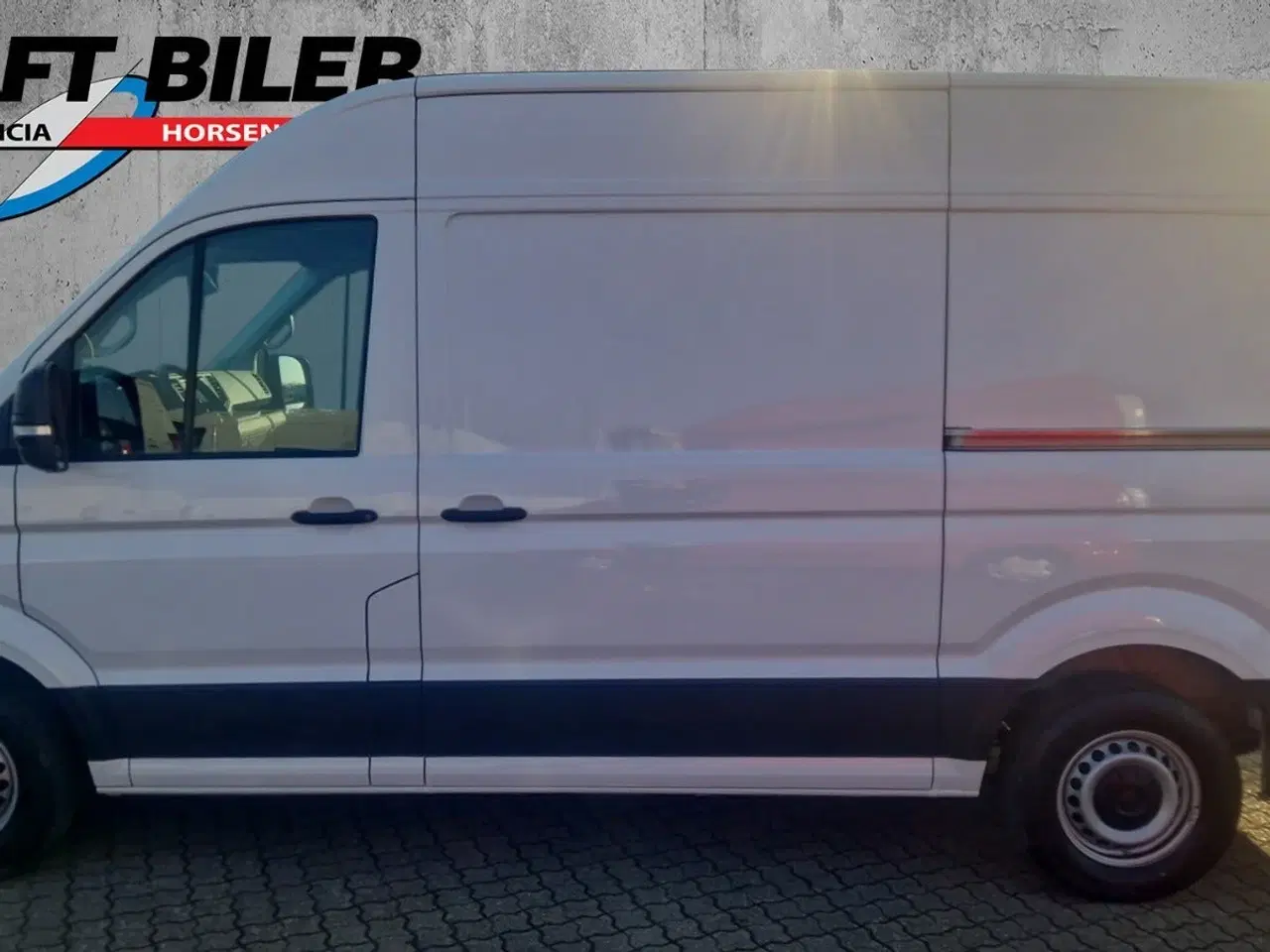 Billede 2 - VW Crafter 35 2,0 TDi 177 Kassevogn L3H2 aut.